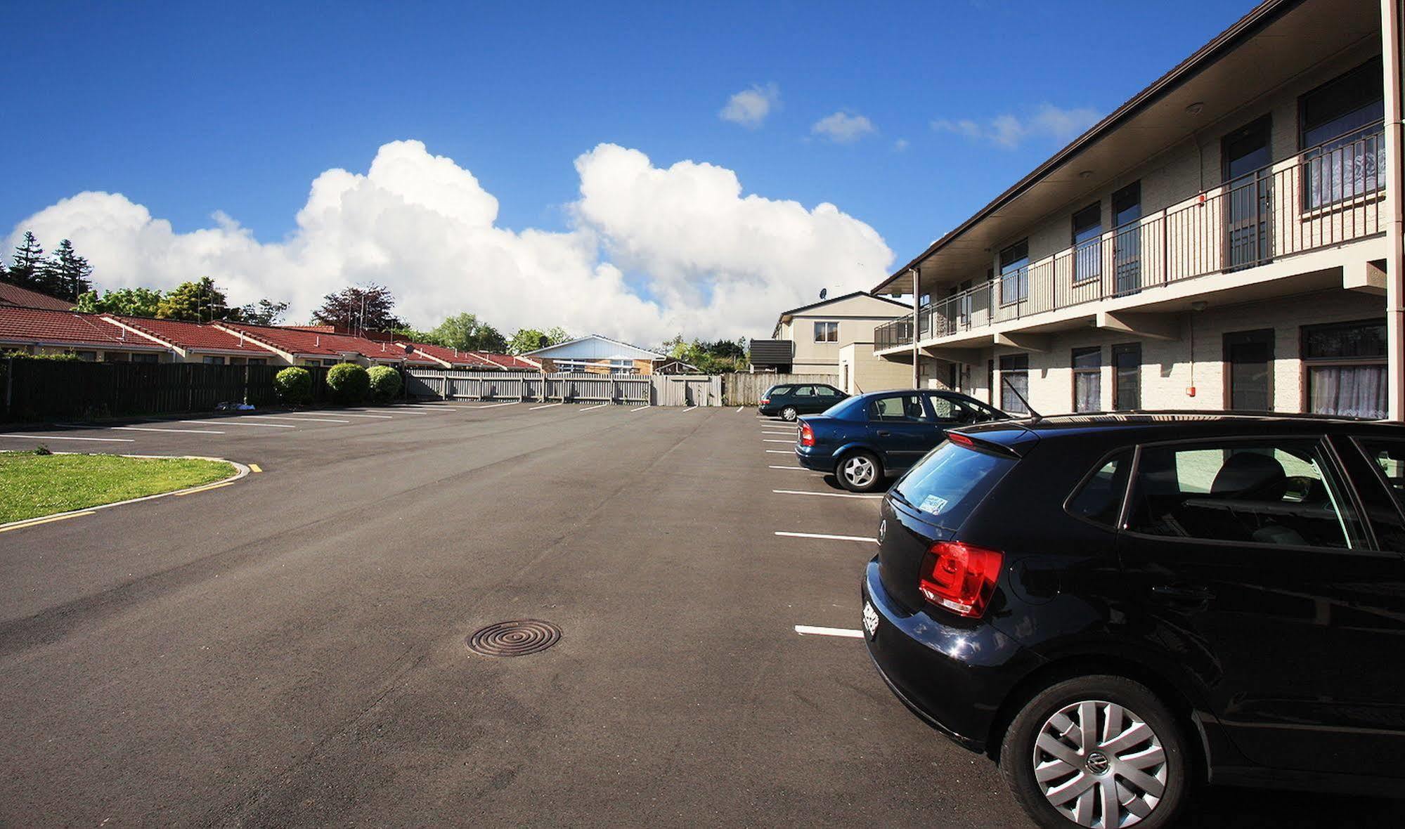 Auto Lodge Motel Hamilton Exterior foto